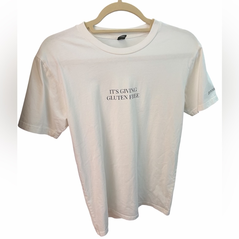 Phil Hates Gluten “It’s Giving Gluten Free” Graphic Tee - Picture 2 of 4